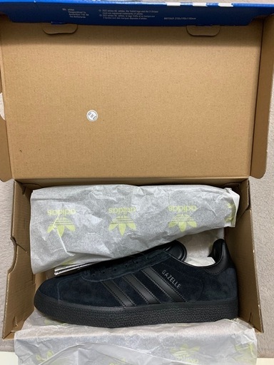 adidas GAZELLE ガゼル　新品未使用