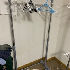 お話中ハンガーラック 2台の画像