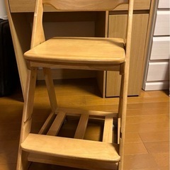ニトリ　学習机・椅子・2点セットの画像