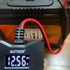 自動車用バッテリーの画像