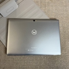 【717】VANKYO S530 タブレット シルバー 10インチの画像