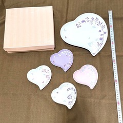 ※商談決まりました　　　【新品】CUORE ハートお皿セット　5枚