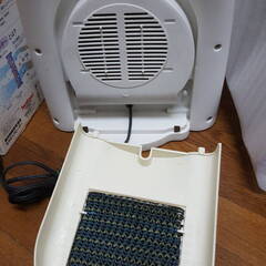 Iwatani 空気清浄セラミックヒーター ICH-S1223CA (箱付き) 動作確認済みの画像