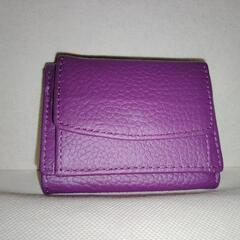 本革三つ折りコンパクト財布　店舗展示品