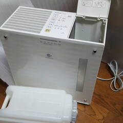 Panasonic パナソニック 気化式加湿器 FE-KXK07 ナノイー nanoe ホワイト 2014年製 動作確認済み (No.4)　洋室１９畳、和室１２畳の画像