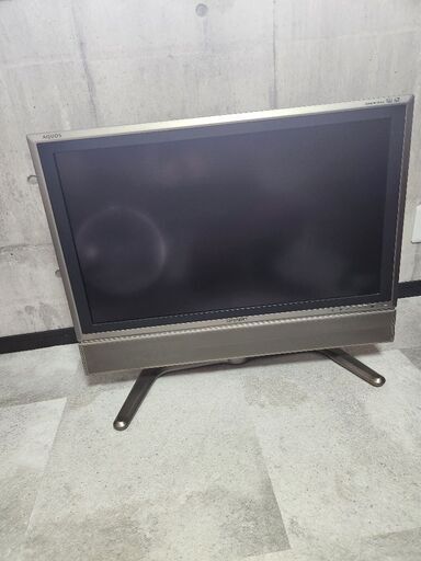 液晶テレビ