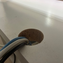 白い木製大型のテレビボードの画像