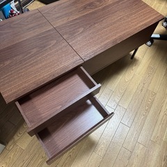 リフトアップテーブル｜状態良の画像
