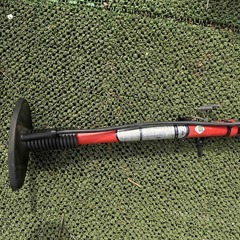 新品同様、高圧タンク付き自転車空気入れ