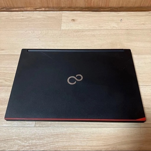 富士通 LIFEBOOK i5/6GB/SSD/WiFi YouTube 動画サクサク動きます。