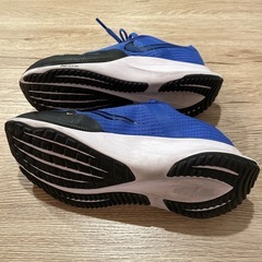 NIKE ランニングシューズ 
の画像