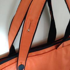 オレンジ トートバッグの画像