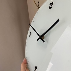 ガラス　壁掛け時計の画像