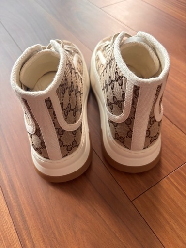GUCCI スニーカー