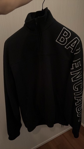 バレンシアガ　アウター