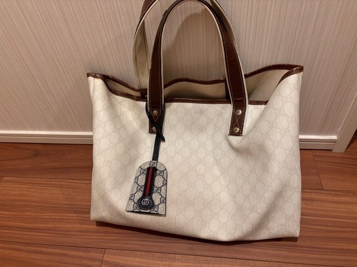 GUCCI チャーム