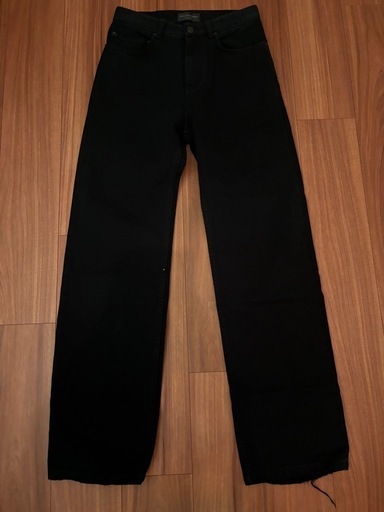 バレンシアガ　ブラックデニム