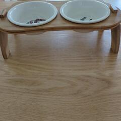 ペット用ご飯入れの画像