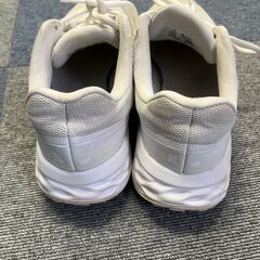 ナイキ　通学靴　25㎝の画像