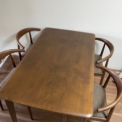 プリュイホーンクラウン