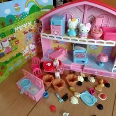 キティちゃん　なかよしハウス　ままごと
