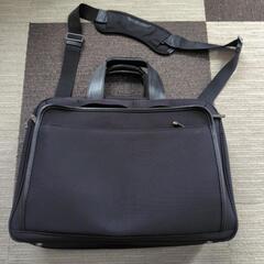 ACEのビジネスバッグ