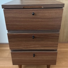 【美品】サイドチェスト　ブラウン