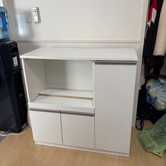 食器棚　　引取決まりました　　