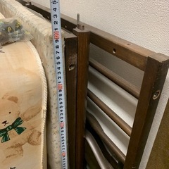 ベビーベッド　マットレス付きの画像