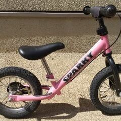 幼児用自転車　ストライダー　子供自転車　ヘルメット