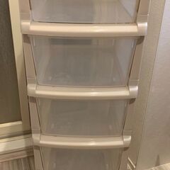 チェスト 5段　プラスチック　幅32×奥行40×高さ96cm（キャスター付、ストッパーあり）の画像