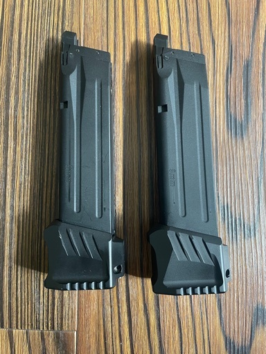 SIG P320 M18 Killer Innovations 実物マガジン2本