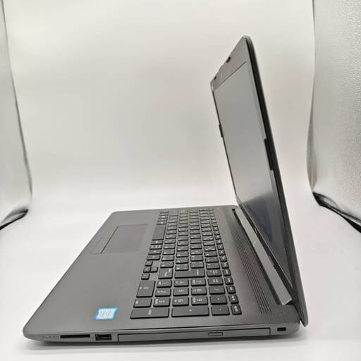 美品 バッテリー◎ 15.6 HP ノートPC HP250G7 Notebook PC  Core i5-8265U windows11 pro 16GB SSD256GB  カメラあり オフィス (B621)