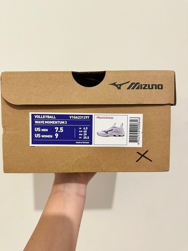 MIZUNO WAVE MOMENTUM 3 (バレーボールシューズ) 海外NEWカラー