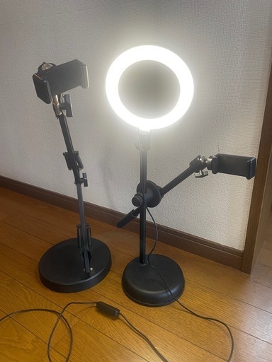 LEDライト　撮影照明　卓上スタンド　電気　スマホ　スマホスタンド