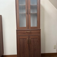 【決まりました】
食器棚　棚　美品