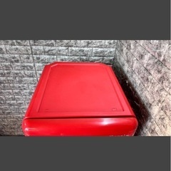 レトロ冷蔵庫の画像