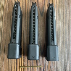 VFC GLOCK17 マガジン＋strike industries glock17 mag extensionIマガジンエクステンション　3本セットの画像