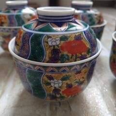 蓋付き湯呑みの画像