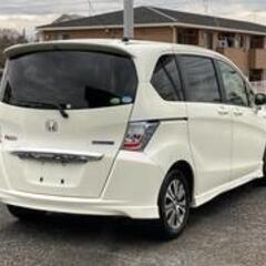 【ETC・バックカメラ・両側電動スライドドア】H25年　フリードハイブリッド　車検新規2年取得の画像