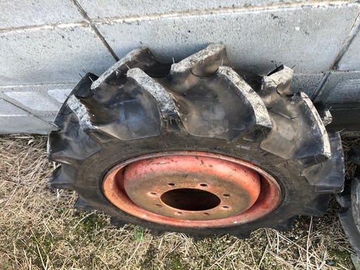 バリ目　トラクタータイヤ　6-14 ホイール付き