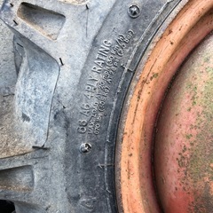 バリ目　トラクタータイヤ　6-14 ホイール付きの画像