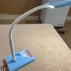 031307オーム電機LEDデスクランプの画像