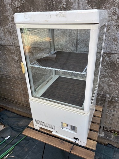 SANDEN冷蔵ショーケース\n