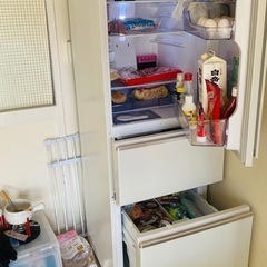 1年前に購入した大型冷蔵庫。ほぼ新品の画像
