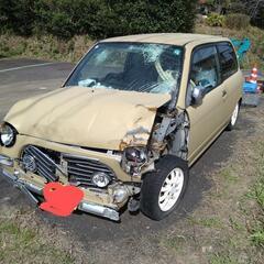 ダイハツ　l700v　ミラバン　5MT 2WD 事故車　現状