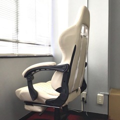 ‼️お持ち帰り特価‼️Dowinx ゲーミングチェア オフィスチェア 白 オットマン付き　LS-6689 (ホワイト)の画像