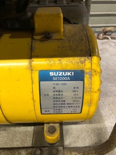 北海道旭川市直接取引限定 ジャンク SUZUKI スズキ ジェネレーター SE1200A 単相100V ガソリンエンジン発電機 タンク錆なし 動作未確認