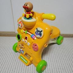 中古美品 アンパンマン 乗って！押して！ヘンシンウォーカー