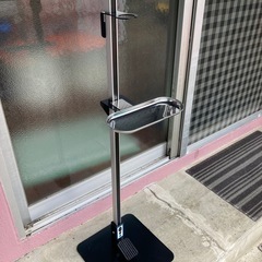 足踏み式　アルコール　ディスペンサー